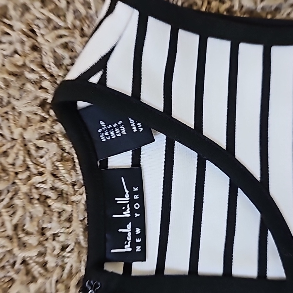 Nicole Miller Dress Striped Sleeveless Fit and Flare Small Black & White Pockets - Picture 3 of 6